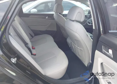 2016 Hyundai Sonata Sport z USA, uszkodzony, nr VIN 5NPE34AF6GH326289